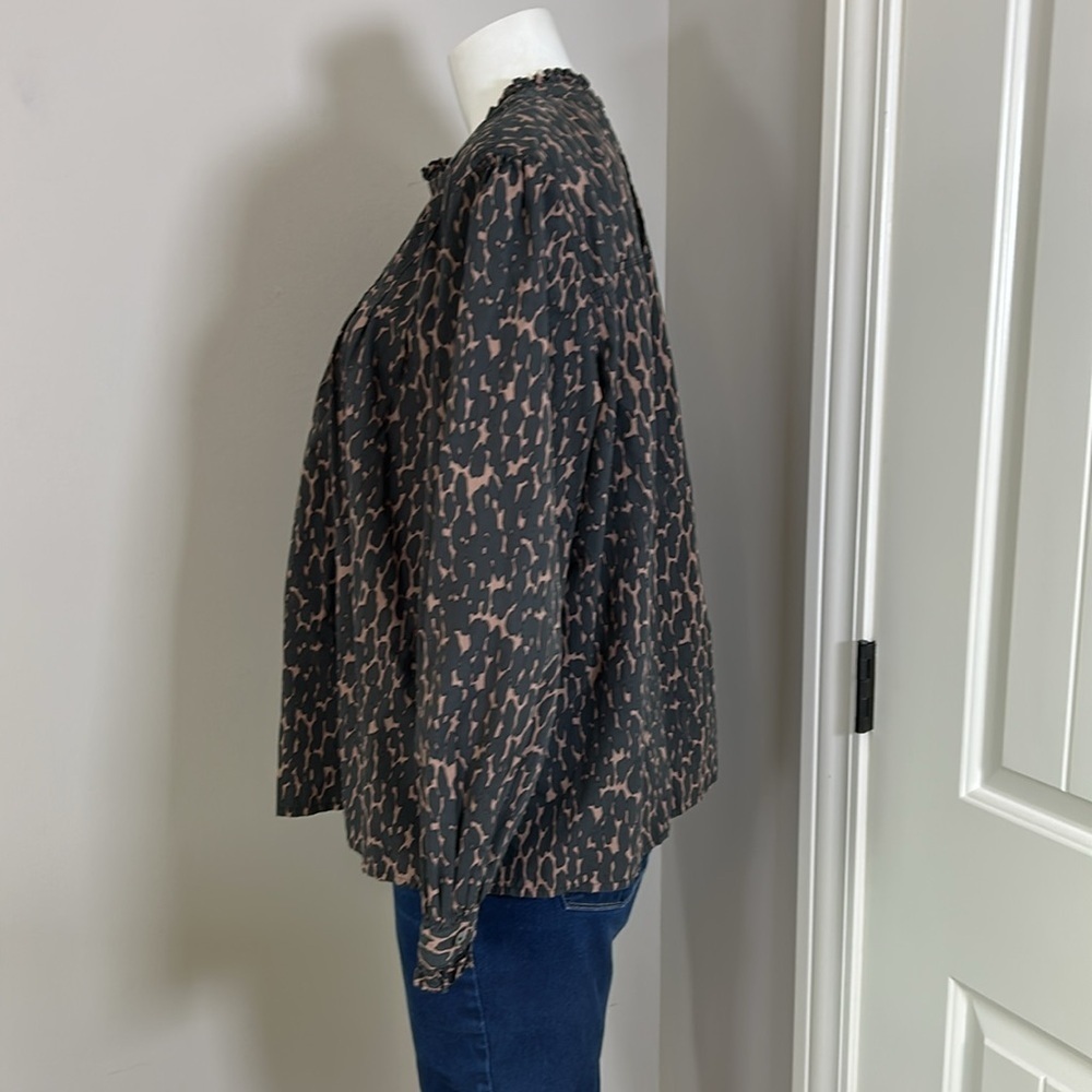 Rails Ariana Savannah Top caramel brown high neck shirt onyx black animal Sz XL - Picture 7 of 16